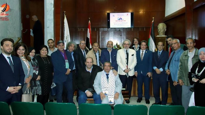 خلال اللقاء