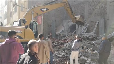 محافظ أسيوط: إزالة 6 حالات تعدٍ على أراض زراعية وبناء مخالف بمركز أبنوب وحي شرق