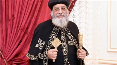 وزيرا التخطيط والطيران يهنئان البابا تواضروس بعيد الميلاد المجيد