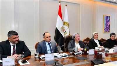  وزيرة البيئة ومحافظ جنوب سيناء يبحثان الموقف التنفيذي لـ