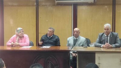 وكيل تعليم البحيرة يلتقي خريجي الأكاديمية العسكرية الأولى للمعلمين