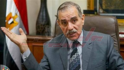 غلق المحال التجارية المخالفة لقانون الإشغالات والتعدي على شوارع كفر الشيخ