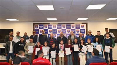 مجلس الزهور يكرم أبطال السباحة الفائزين بميداليات ببطولة الجمهورية