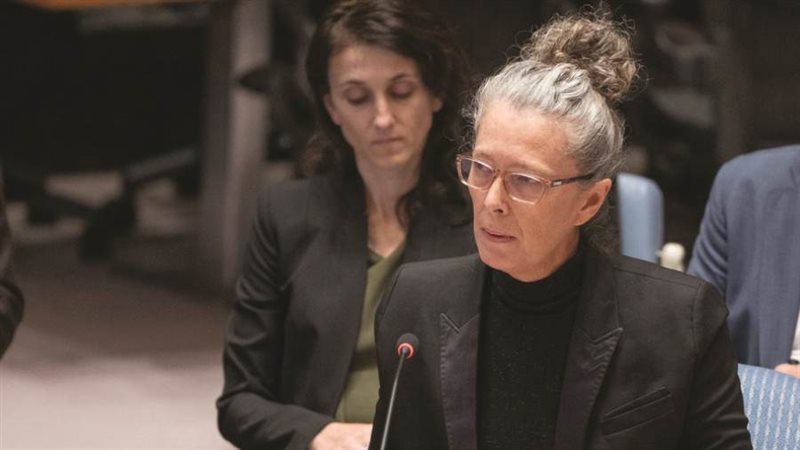 دينيس براون