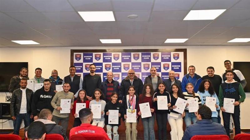 مجلس الزهور يكرم