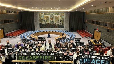 حاخامات أمريكيون يحتجون في الأمم المتحدة للمطالبة بوقف إطلاق النار في غزة
