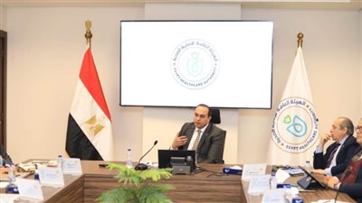 رئيس الرعاية الصحية يتابع آخر مستجدات التشغيل التجريبي للتأمين الصحي الشامل بأسوان