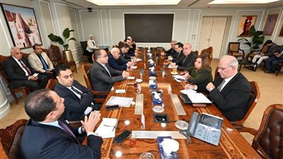 وزير الإسكان ومحافظ بورسعيد يبحثان مقترحات تنفيذ مشروعات سكنية لأهالي المحافظة