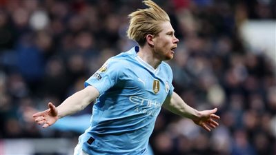 عودة الساحر دي بروين تقلب الطاولة على نيوكاسل وتعود بمانشستر سيتي للصراع على القمة