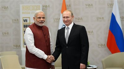 الكرملين: بوتين ومودي يبحثان تعزيز التعاون التجاري والاقتصادي بين البلدين