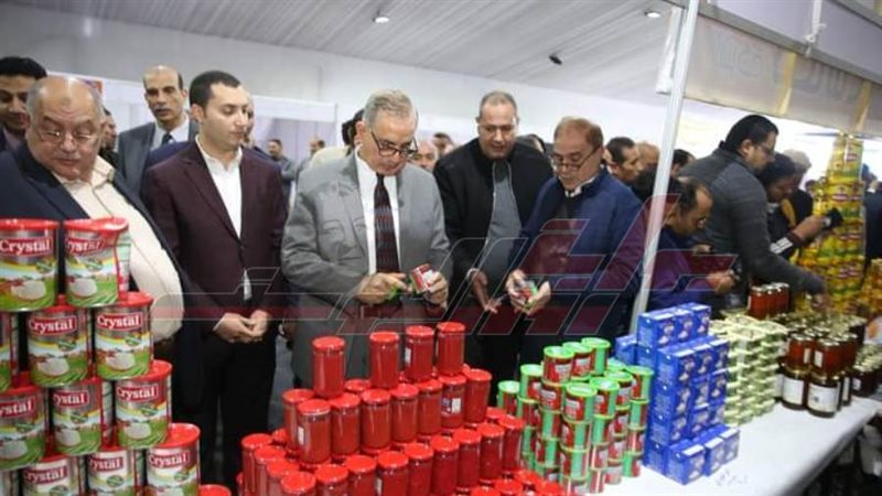 جولة المحافظ