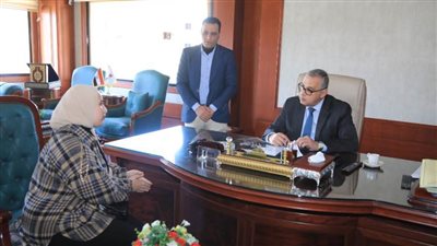 158 مواطنًا يعرضون مطالبهم وشكواهم خلال اللقاء الجماهيري بسوهاج