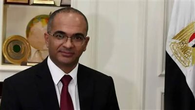 ‫الإسكان: نستهدف الاستثمار فى العامل البشرى وتنفيذ مستهدفات برنامج الصرف بالصعيد