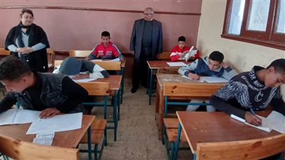 إحالة ملاحظين للتحقيق بسبب قصور في مراقبة اللجان ببني سويف