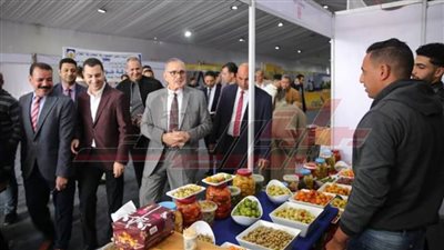 توافر احتياجات المواطنين بمعرض السلع الأساسية المخفضة 