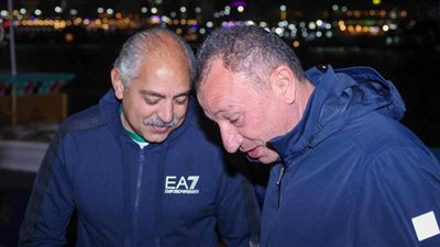 الخطيب يهدي جائزة «جلوب سوكر» إلى جمهور الأهلي والعامري فاروق ‏