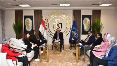 رئيس الرعاية الصحية يبحث التعاون مع أكبر مراكز علاج الأورام والقلب بفرنسا