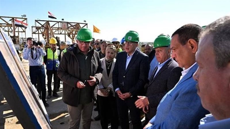 رئيس الوزراء يتفقد