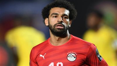 محمد صلاح يرد على انتقادات منتخب مصر.. ويؤكد: لا ألعب بمفردي