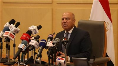 الوزير: 500 شاحنة للعمل بخط رورو بين مصر وإيطاليا لنقل الحاصلات الزراعية