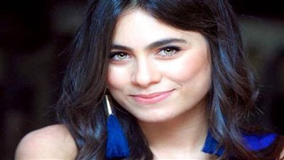 هاجر أحمد تشارك مصطفى شعبان في 