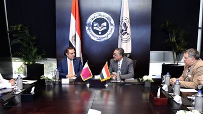 الرئيس التنفيذي للهيئة العامة للاستثمار والسفير القطري يبحثان وضع استراتيجية جديدة للتعاون الاستثماري بين البلدين