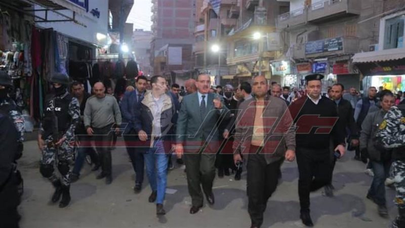 زيارة المحافظ لموقع