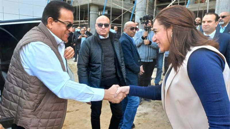 وزير الصحة ونائب