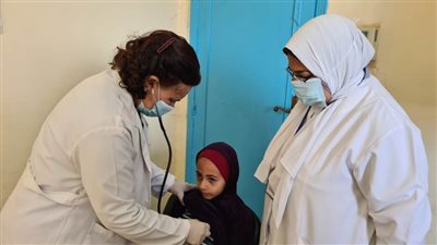 الكشف على 1152 مواطنا في قافلة طبية بوحدة الجنابهة بالبحيرة