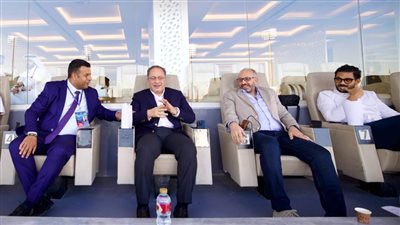السفير المصري بالإمارات يحضر لقاء الزمالك وأم صلال ببطولة الوحدة 