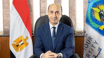 رئيس جامعة دمنهور يهنئ الرئيس السيسي بعيد الشرطة المصرية