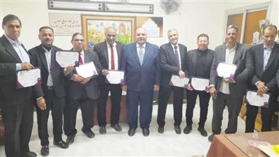 انتهاء ماراثون امتحانات الشهادة الإعدادية ووكيل التعليم يكرم مسؤولي المطبعة السرية بالوادي الجديد