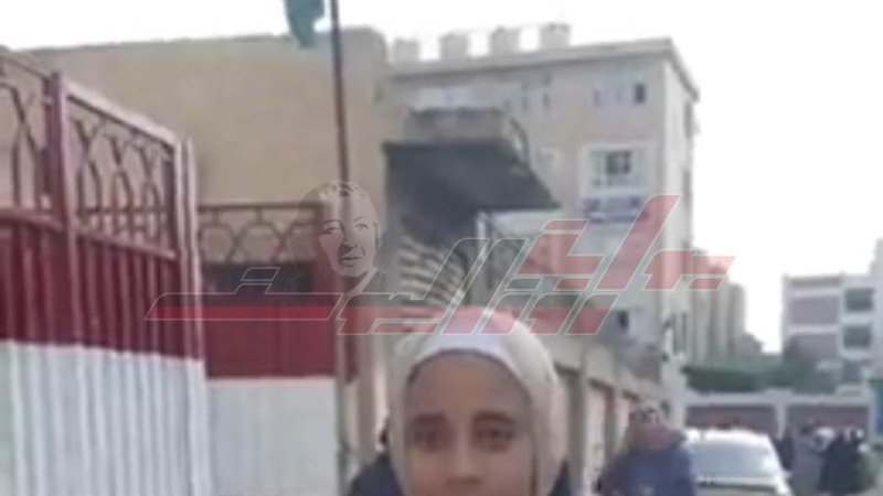 طالبة بالشهادة الإعدادية