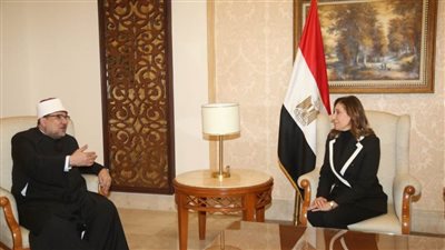 وزارتا الثقافة والأوقاف تحتفيان بإصدار ٢٠٠ عنوان من سلسلة 