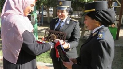 رجال الشرطة يشاركون المواطنين الاحتفال بالذكرى الـ72 لعيد الشرطة بمختلف محافظات الجمهورية