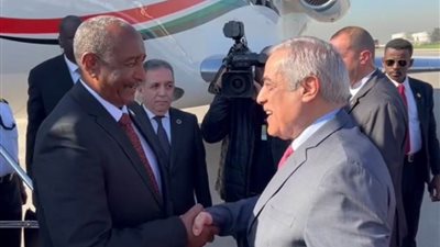 رئيس مجلس السيادة السوداني يختتم زيارته الرسمية للجزائر