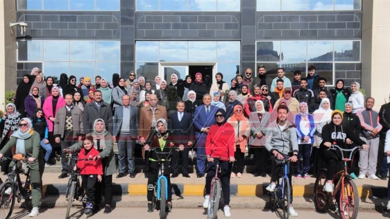 خلال المبادرة