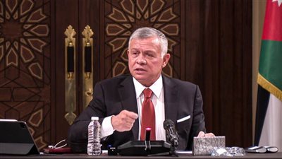 العاهل الأردني يعرب عن تقديره لتضحيات وبطولات قوات بلاده المُسلحة
