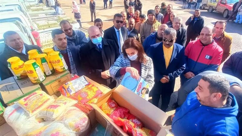 البحيرة تطلق قافلة