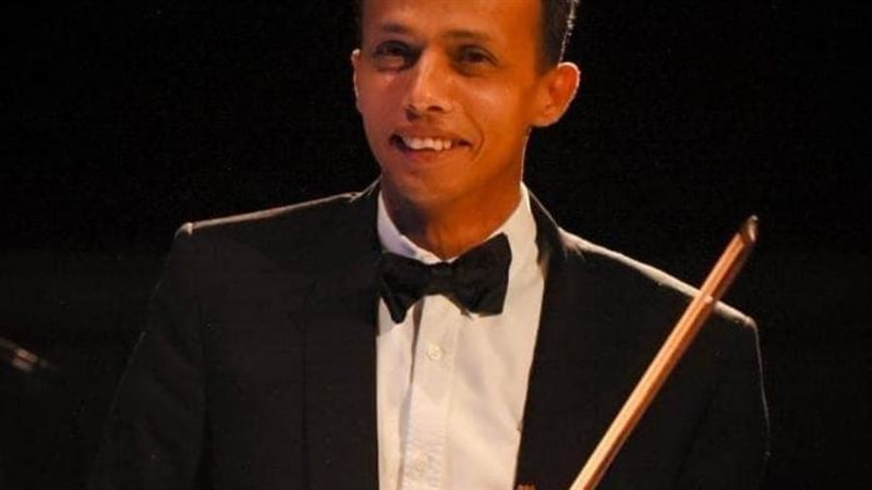 حفلا فنيا لأوركسترا