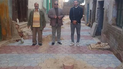 محافظ أسيوط تركيب بلاط الانترلوك بعدة مناطق بديروط وفقاً لخطة التطوير