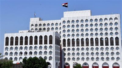 الخارجية العراقية تسلم مذكرة إلى القائم بالأعمال الأمريكي احتجاجا على الضربات الأمريكية
