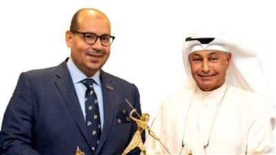  حسين المسلم رئيس الاتحاد الدولي يهنئ إتحاد السباحة ووزارة الشباب والرياضة 