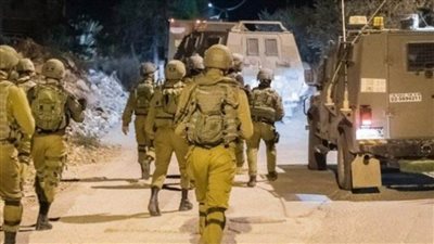  قوات كبيرة من جيش الاحتلال تقتحم الخضر وتداهم البيوت