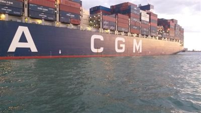 ميناء الإسكندرية يستقبل أكبر سفينة حاويات في تاريخه بحمولة كلية 142 ألف طن