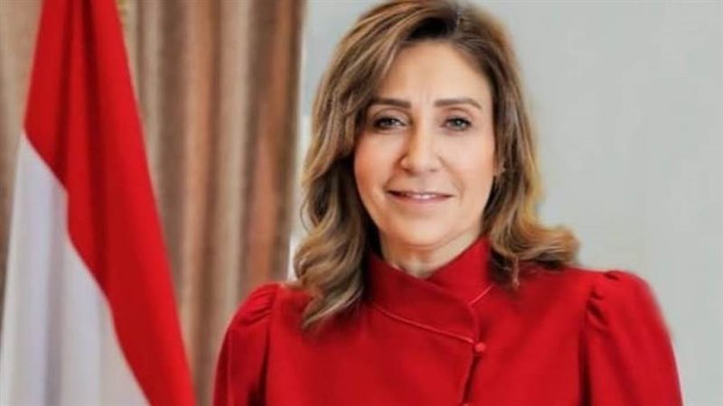 الدكتورة نيفين الكيلاني