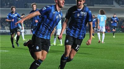 أتالانتا يفوز على لاتسيو 3-1 في الدوري الإيطالي لكرة القدم