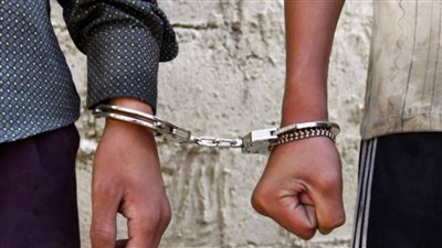 القبض على متهم ينصب على عملاء البنوك بالمنيا