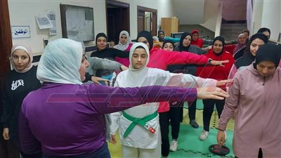 محروس يستعرض أهداف المشروع القومي لرياضة الفتاة والمرأة