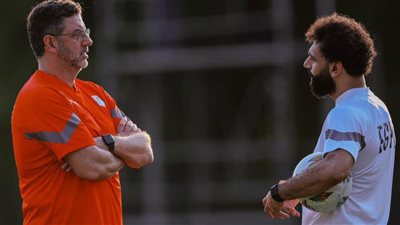 عاجل.. محمد صلاح يوجه رسالة إلى فيتوريا عقب رحيله من تدريب منتخب مصر